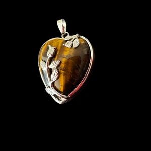 Heart-Shaped Tiger’s Eye Pendant w/ Silver Rose Detailing vintage vibes boho